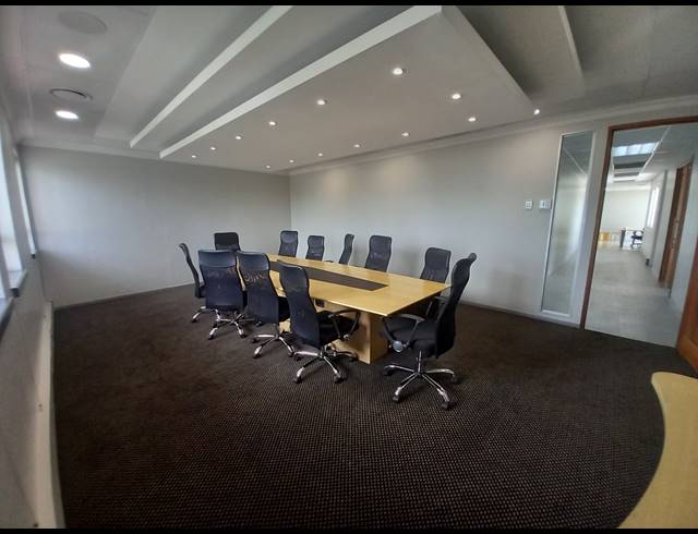 554M² OFFICE TO LET IN BRYANSTON